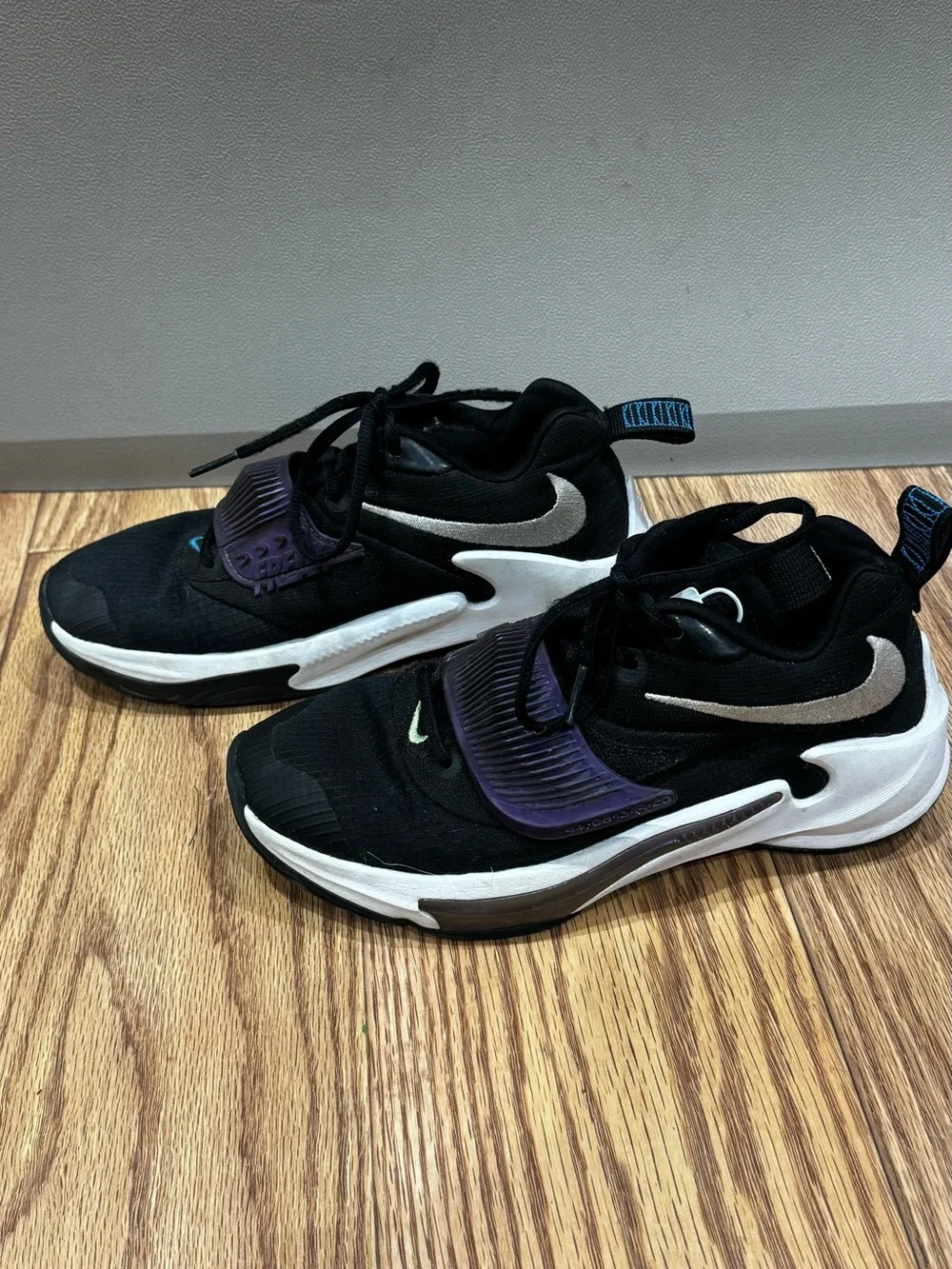 Boys Nike Zoom Freak 3 